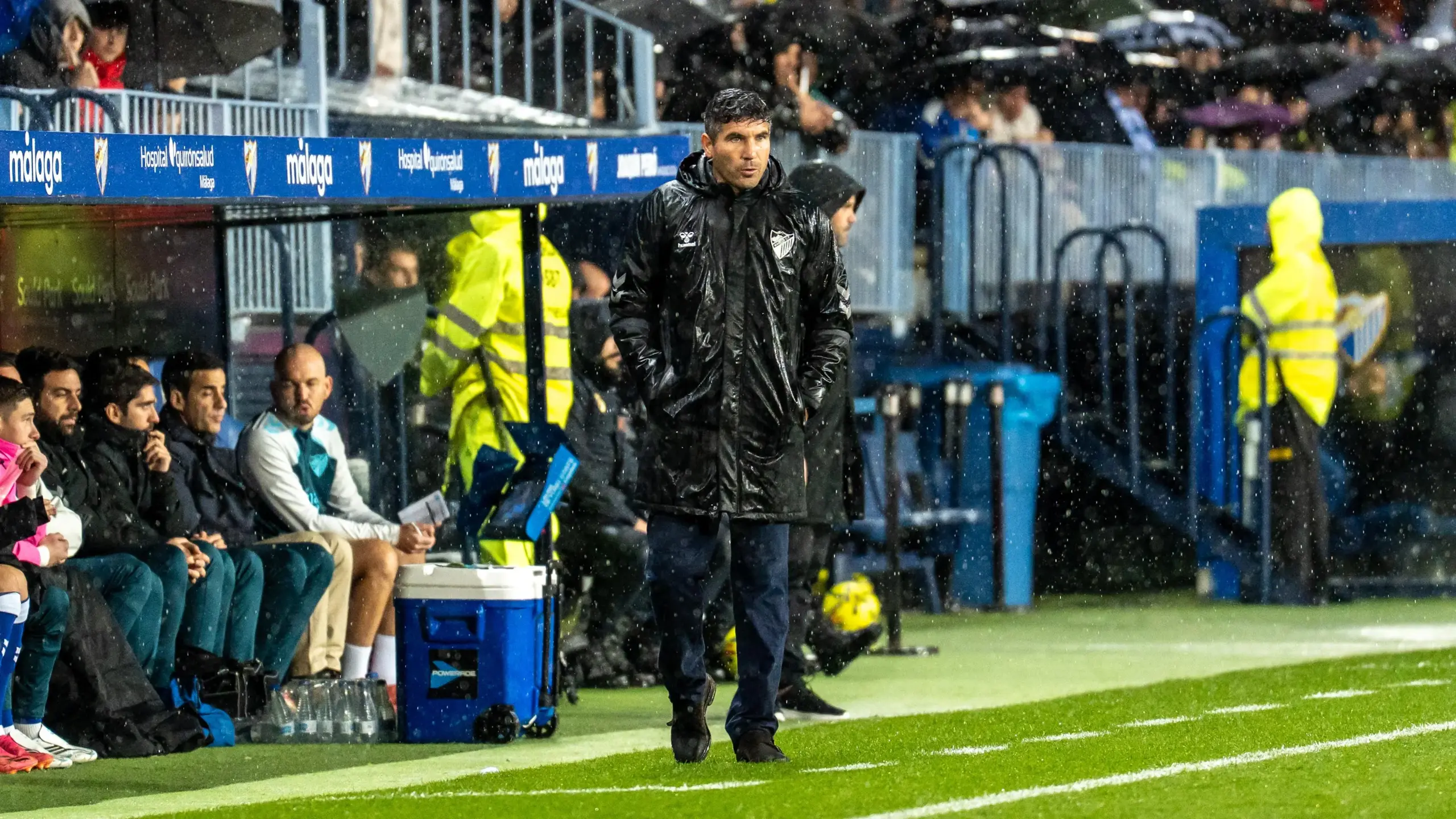 Funes, técnico del Málaga CF, en el partido ante el Burgos | FOTO: José Manuel Campos (Radio MARCA Málaga)