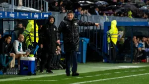 funes ordenes banquillo entrenador malaga cf burgos la rosaleda jornada 23