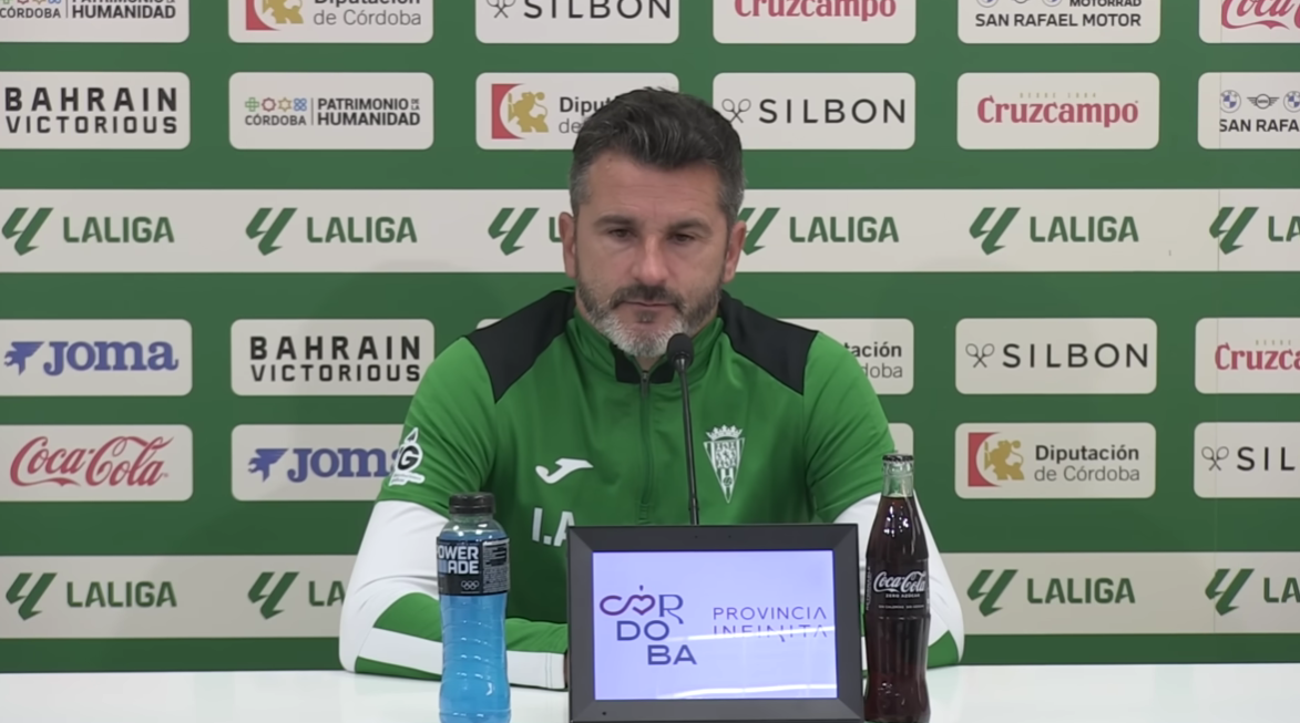 Iván Ania reta a Funes: "Veremos si el Málaga es el Málaga contra nosotros, muchos se condicionan"