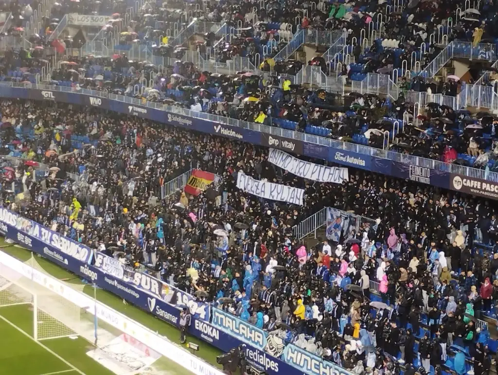 kylian cd tiro pichon rosaleda malaga cf burgos jornada 23 11zon