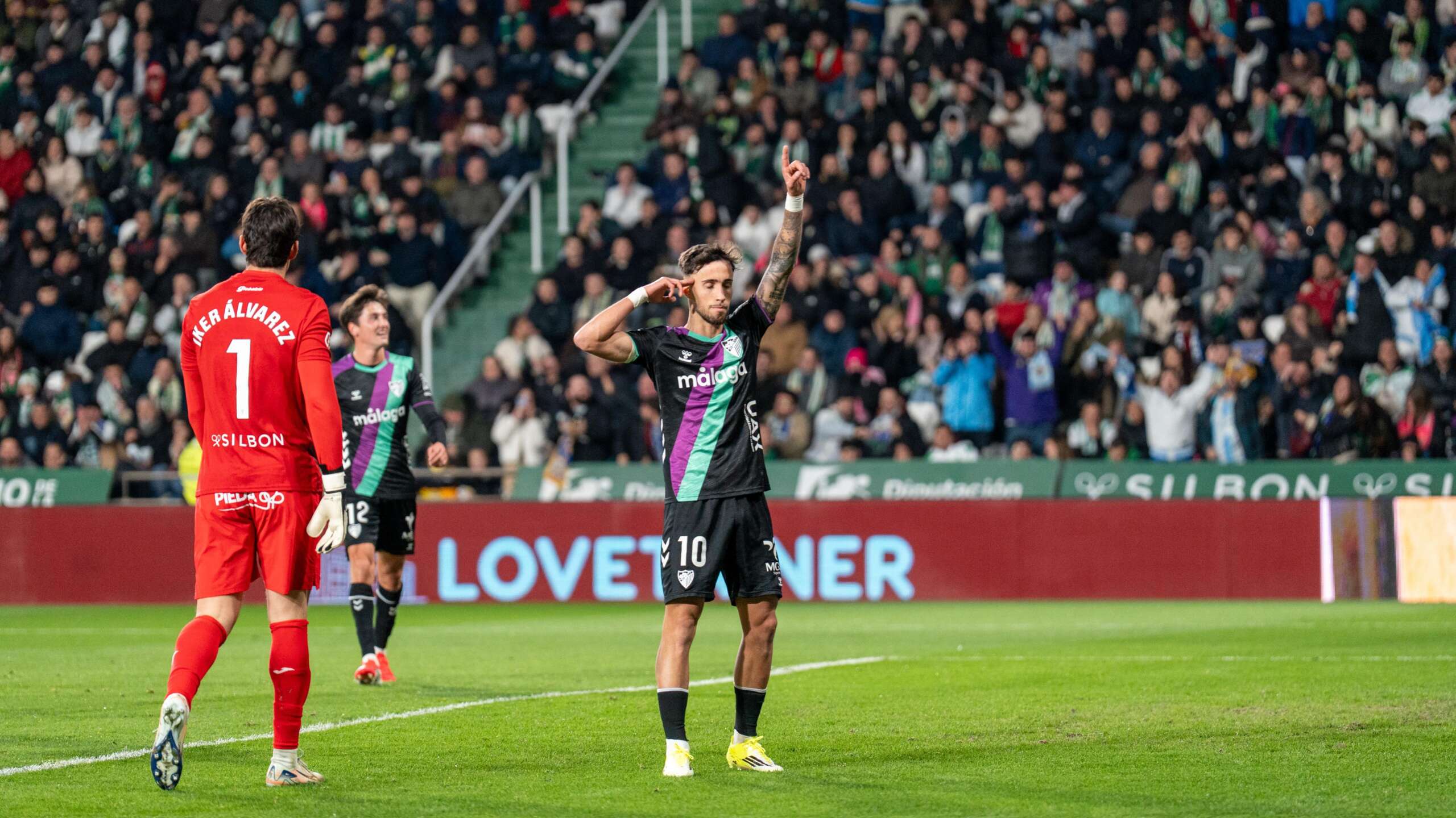 Larrubia: "Hay que saber de dónde venimos, nos han llegado a decir mercenarios"