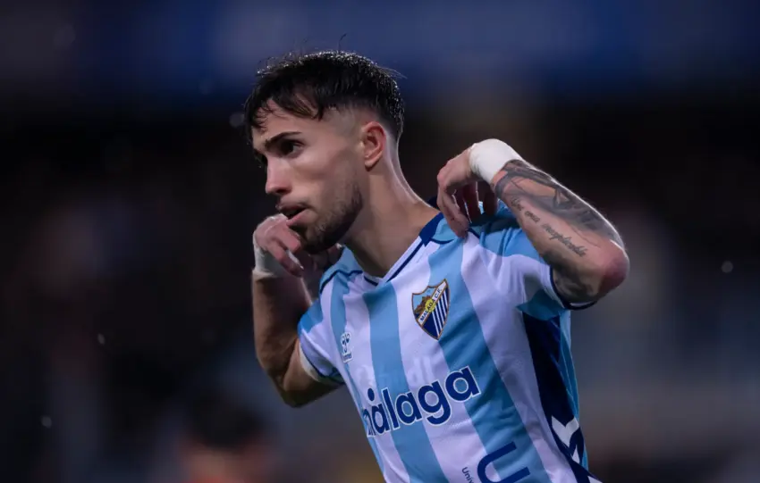 David Larrubia se sube al podio de los mejores jugadores de LaLiga Hypermotion