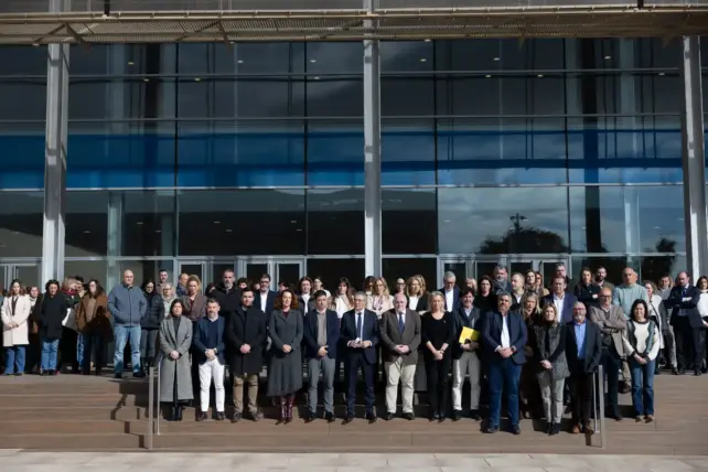 minuto silencio diputacion.jpg 1