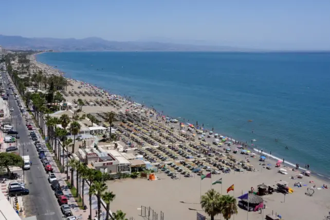 1 - GASTO TURÍSTICO TORREMOLINOS