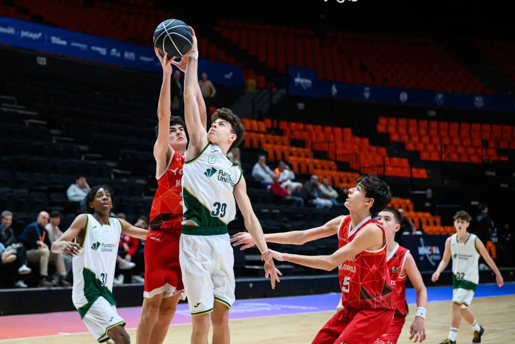 14 UNICAJA LUCHARA POR LA QUINTA PLAZA DE LA MINICOPA