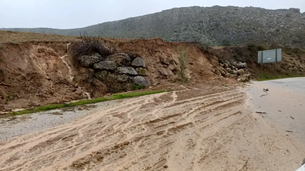 18 BOMBEROS INUNDACIONES BORRASCA LEONARDO EN MALAGA 1