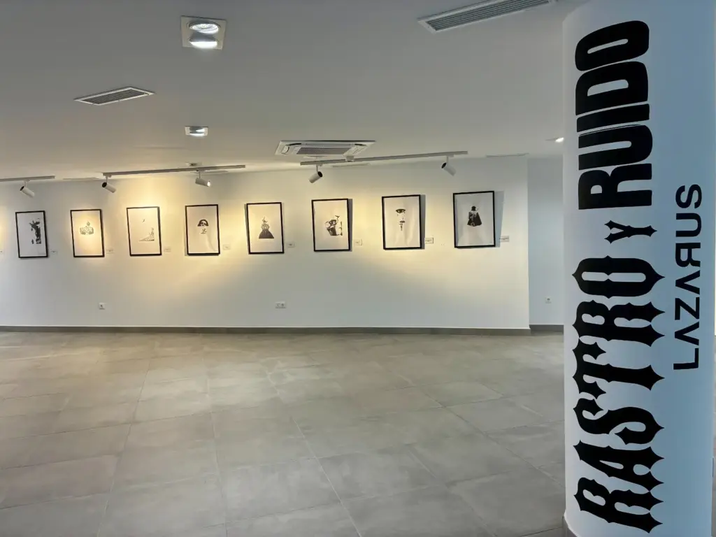 21 - SEMANA SANTA EXPOSICIÓN TORREMOLINOS