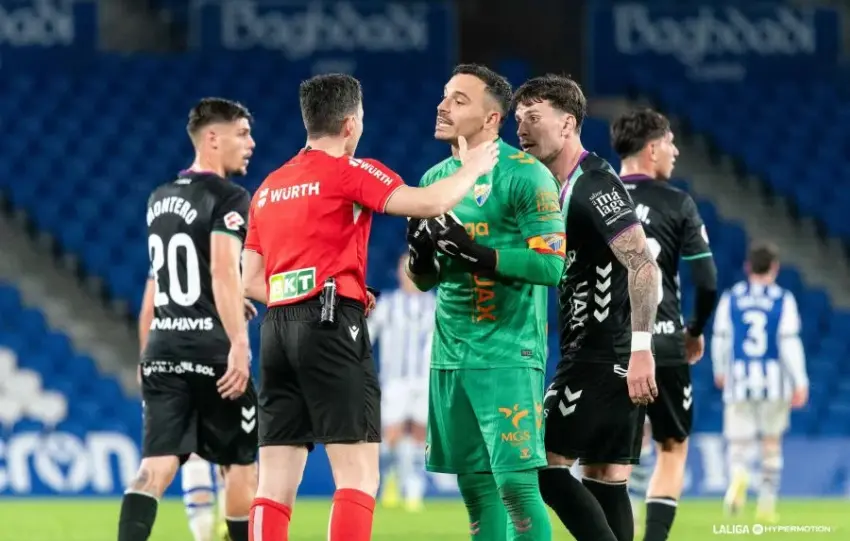 CTA AVALOS BARRERA Y FUENTES MOLINA UNA DUPLA ARBITRAL PERJUDICIAL PARA EL MÁLAGA EN ANOETA Y ANDUVA