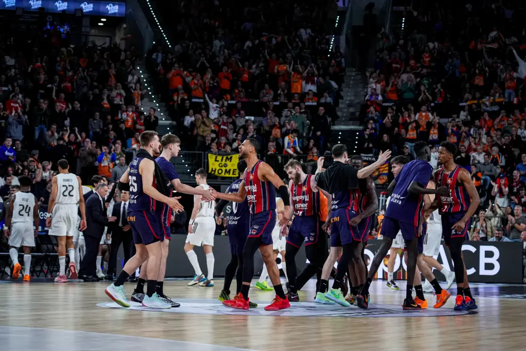 BASKONIA EMULA AL UNICAJA DE BADALONA