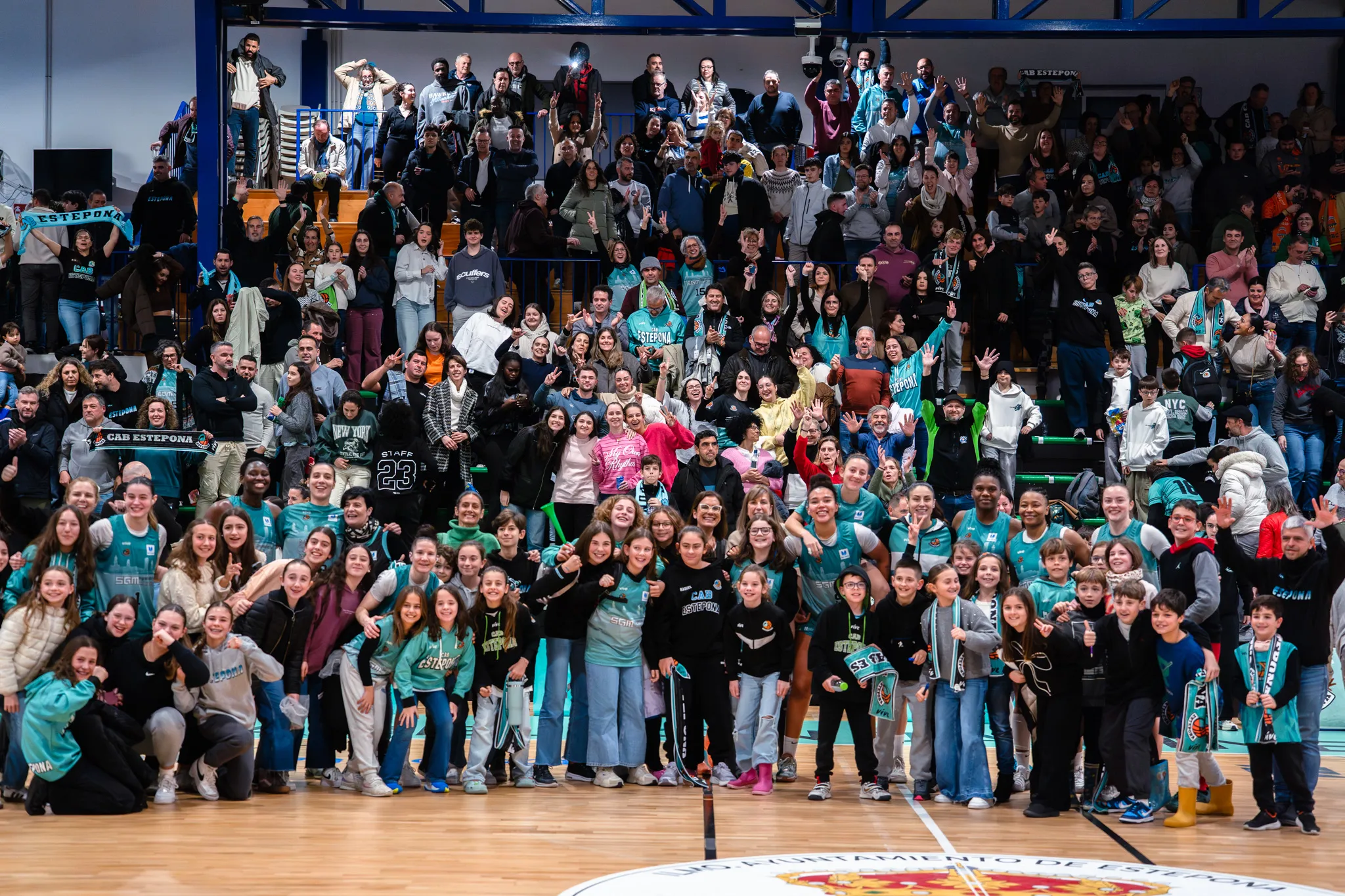 Victoria de prestigio del CAB Estepona en casa ante el vigente campeón