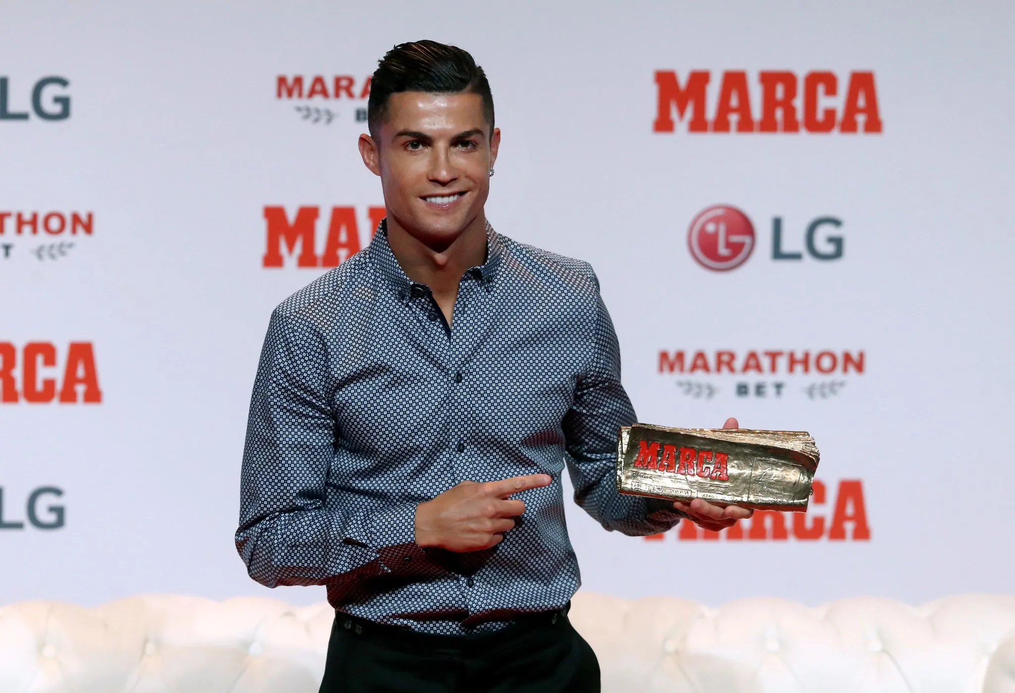 Radio Marca 6 CRISTIANO RONALDO COMPRA EL 25% DE LA UD ALMERÍA