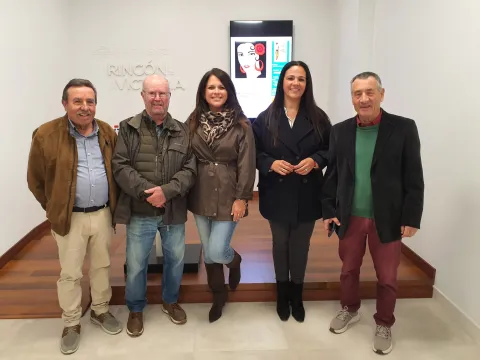 Radio Marca 35 Cjalas junto a Piyayo.jpeg