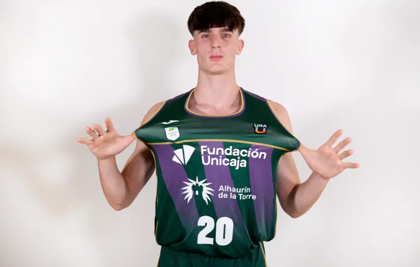 DE LA IGLESIA PROTAGONIZA JUGADA VIRAL DEL UNCIAJA EN LIGA U