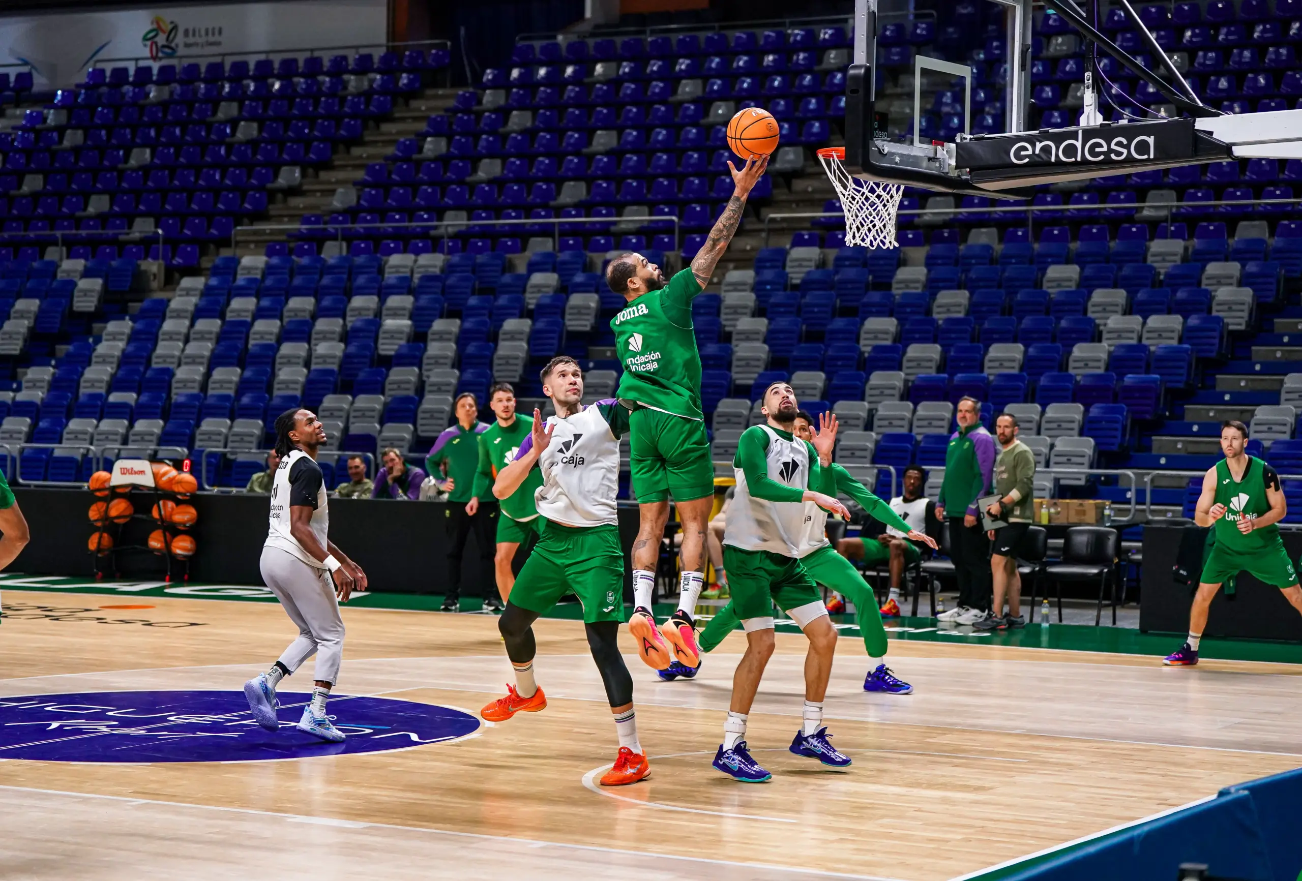 Cobbs y su primer reto en ACB: “No viene a hacer nada extraordinario, pero es capaz de adaptarse a todo”