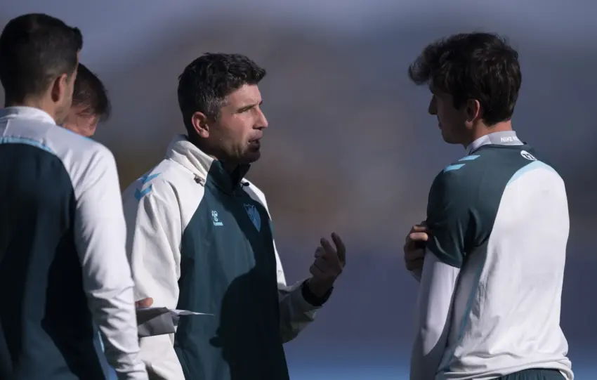 FUNES Y LA NUEVA SORPRESA PARA EL VESTUARIO DEL MÁLAGA CF