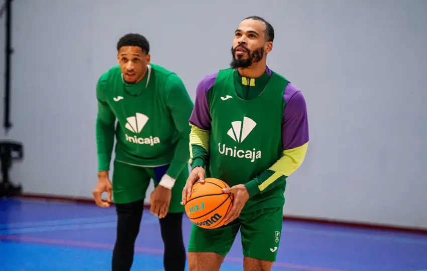El Unicaja se queda 'justo' de cupos