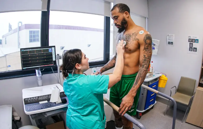 Cobbs pasa las pruebas médicas con el Unicaja