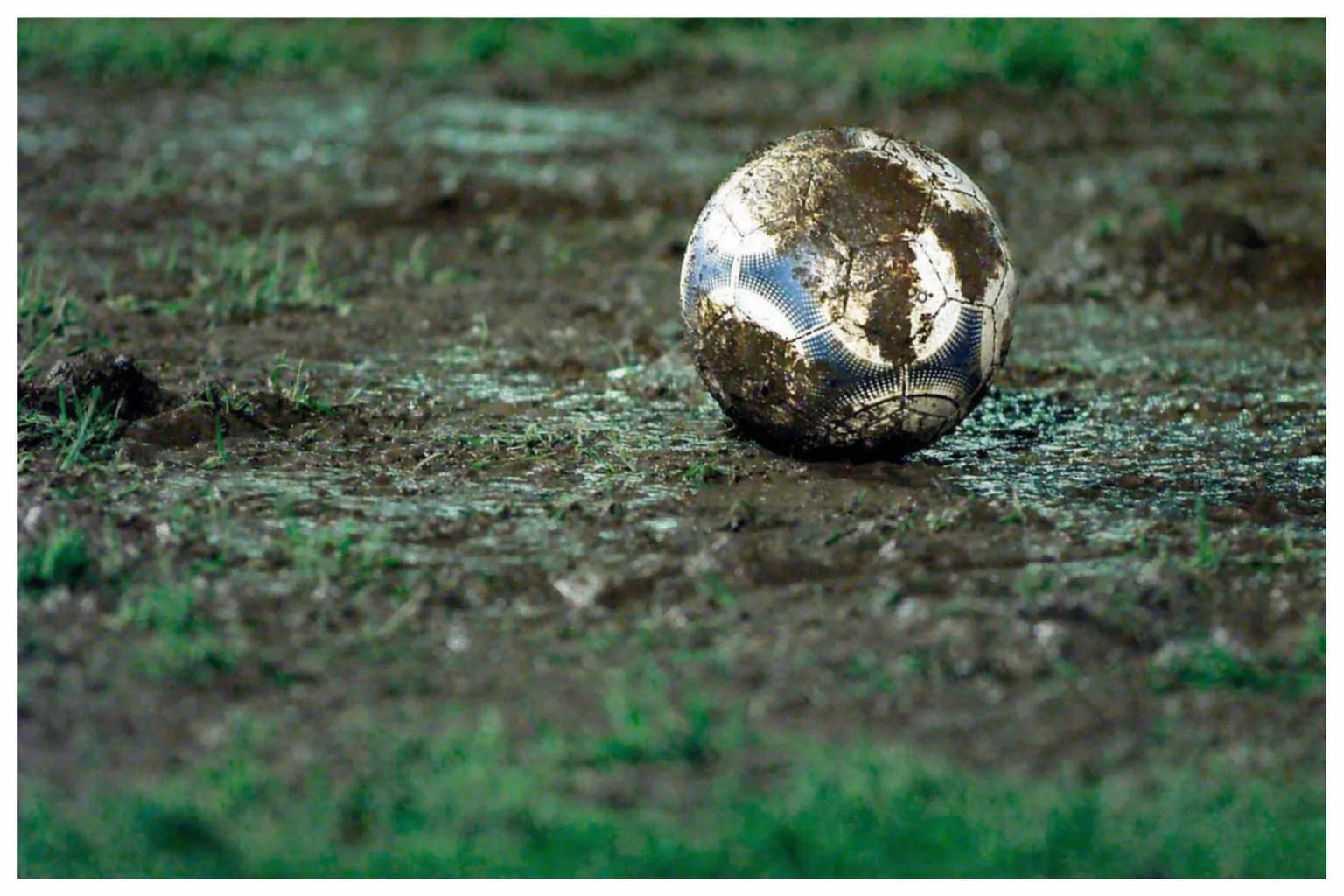 LA RFEF SUSPENDE ENCUENTROS QEU AFECTAN A CLUBES MALAGUEÑOS EN PRIMERA FEDERACIÓN, DIVISIÓN DE HONOR JUVENIL Y FUTBOL FEMENINO