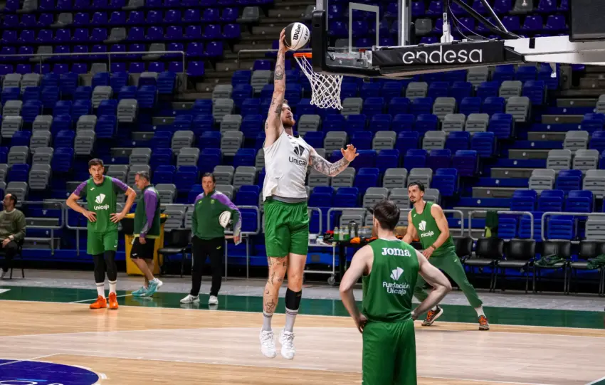 El recado de Ibon Navarro a Balcerowski sobre los árbitros y el Real Madrid