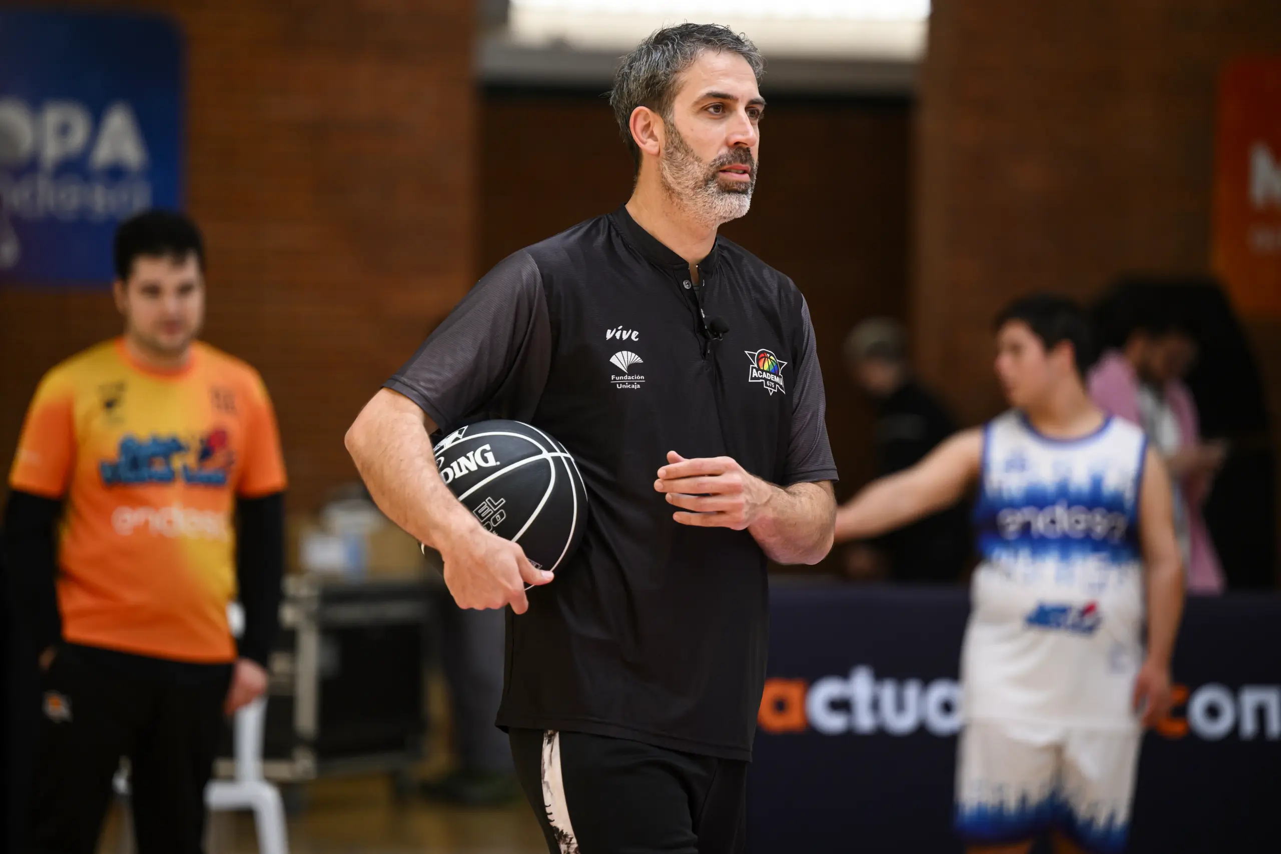 Radio Marca 18 Despeinar a Scariolo, la tradición más divertida del Unicaja campeón