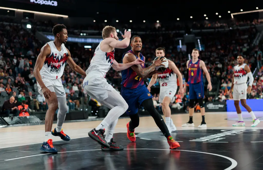 RS887039 0E2A2793 copia