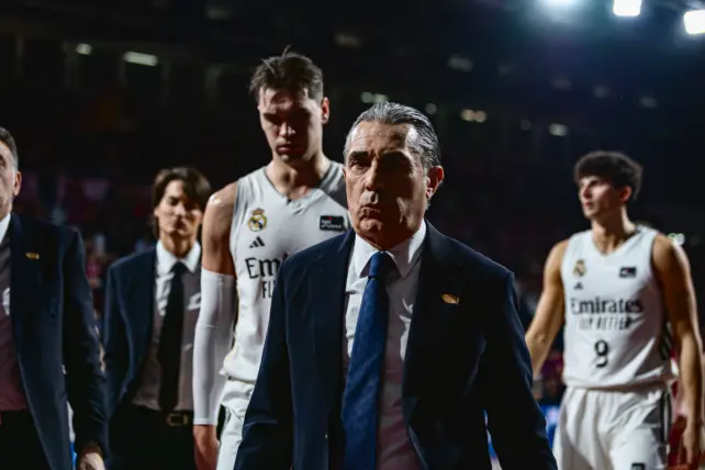 SCARIOLO SALE TOCADO TRAS PERDER SU SEGUNDA FINAL CON EL MADRID