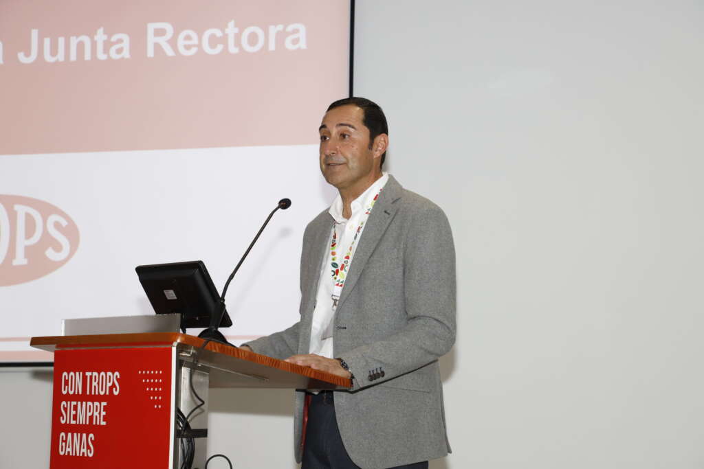 YDRAY Presidente de TROPS David Sarmiento scaled 1