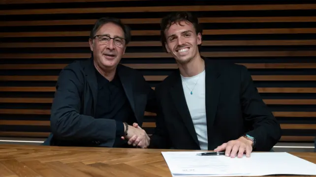 Ángel Recio renueva hasta 2029 con el Málaga CF