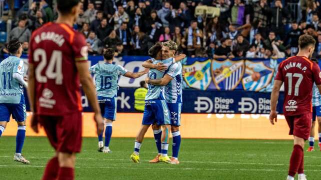 Resumen: Revive la genialidad de Larrubia para darle la victoria al Málaga CF contra la Cultural y Deportiva Leonesa