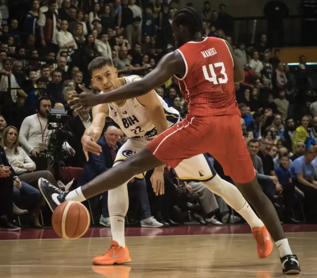 Sulejmanovic, protagonista en la victoria de Bosnia en la Ventana FIBA