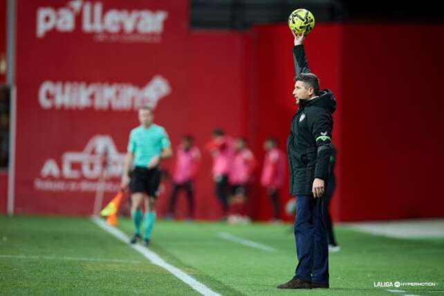 Funes habla de las entradas visitantes no proporcionadas por el Mirandés.