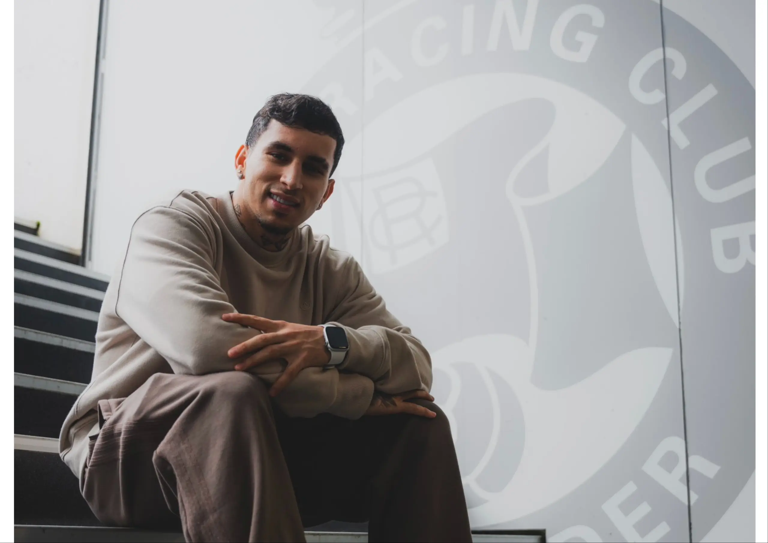 Mercado: El Almería firma a un viejo conocido y el Racing emula a Piqué y su "se queda"