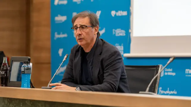 Loren Juarros: "El club no me ha encargado nada para la renovación de Funes"