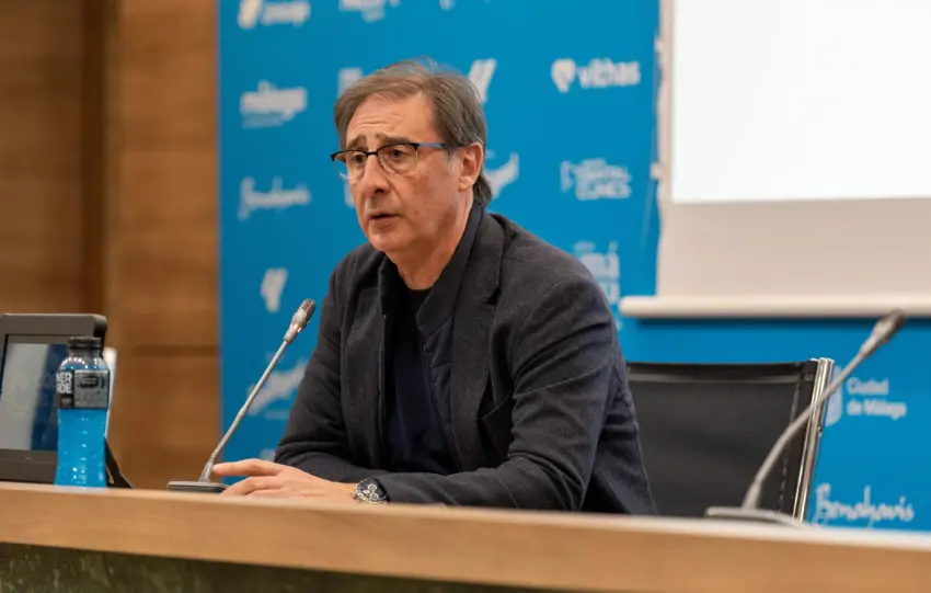 Loren Juarros: "El club no me ha encargado nada para la renovación de Funes"