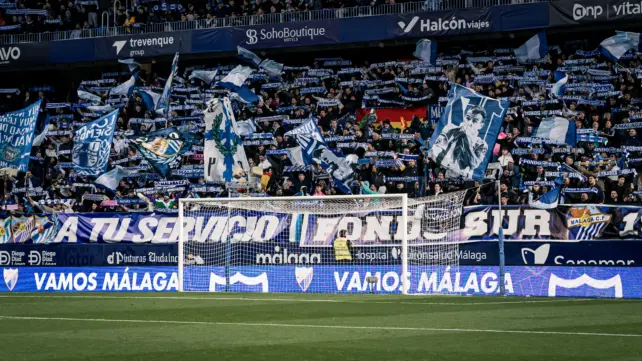 malaga cf cultural leonesa rosaleda fondo sur aficion 1