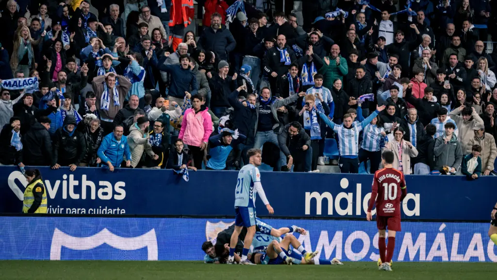 malaga cf cultural leonesa rosaleda larrubia celebracion david gol