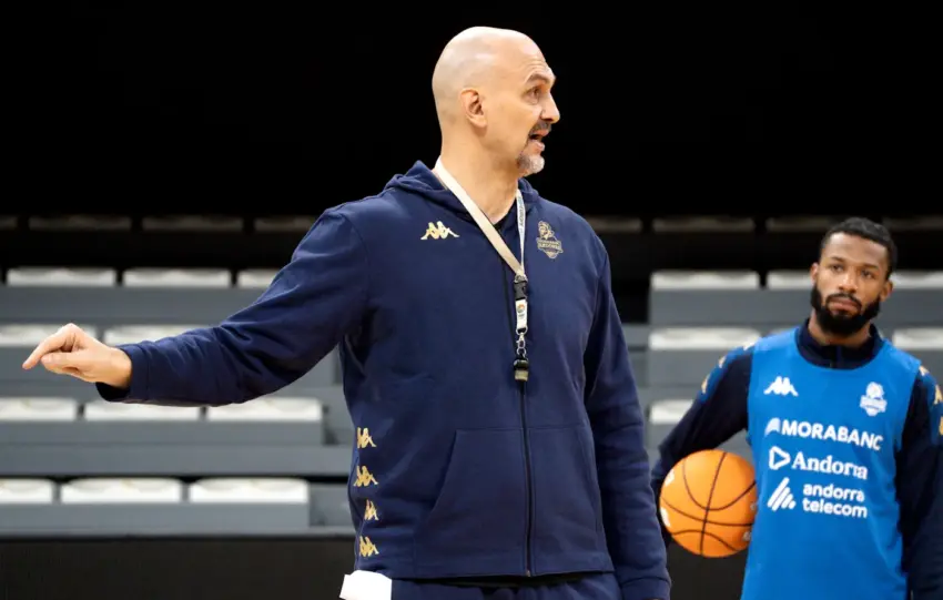 Zan Tabak, antes de visitar el Carpena: "Debemos prepararnos para una batalla física"