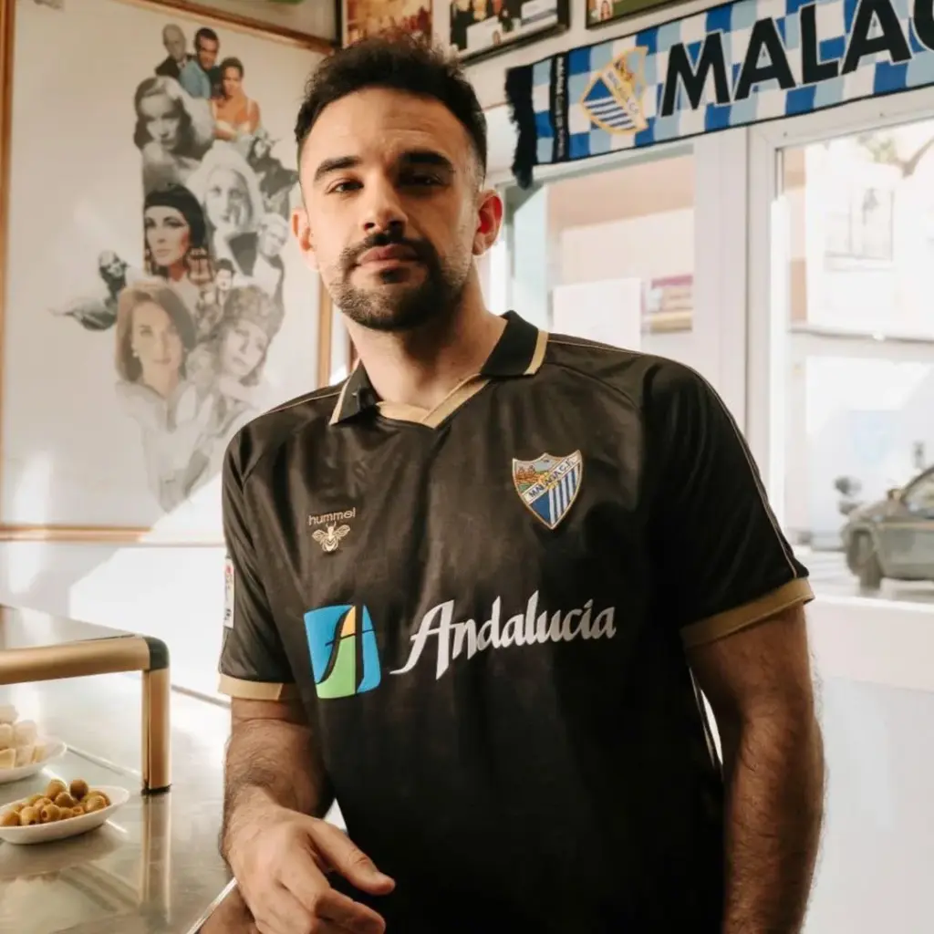 1 - NUEVA CAMISETA LEGADO DEL MÁLAGA CF