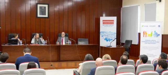 1 - UNICAJA Y DERECHO UMA