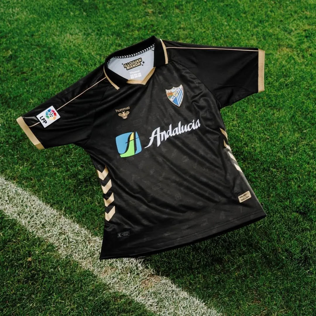 GALERÍA DE LA NUEVA CAMISETA LEGADO DEL MÁLAGA CF