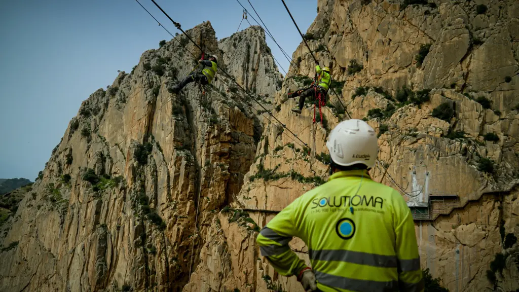 3 - AVANZAN OBRAS DEL CAMINITO DEL REY