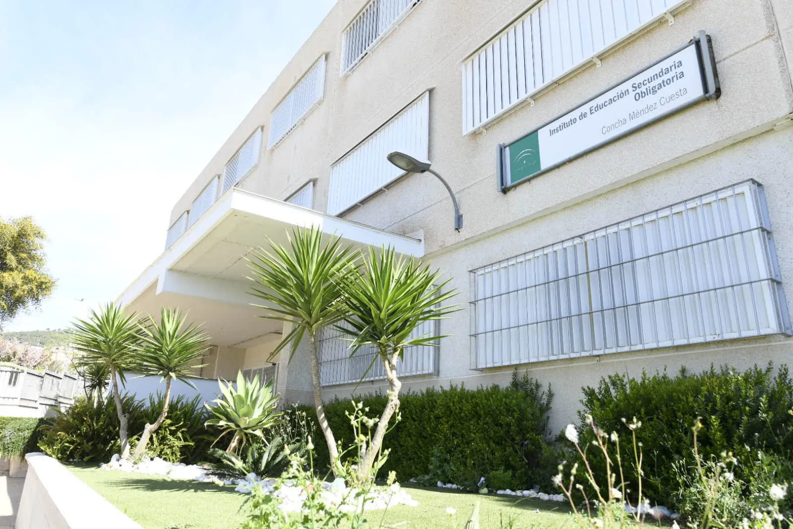 32 - AYUDA ESCOLAR TORREMOLINOS