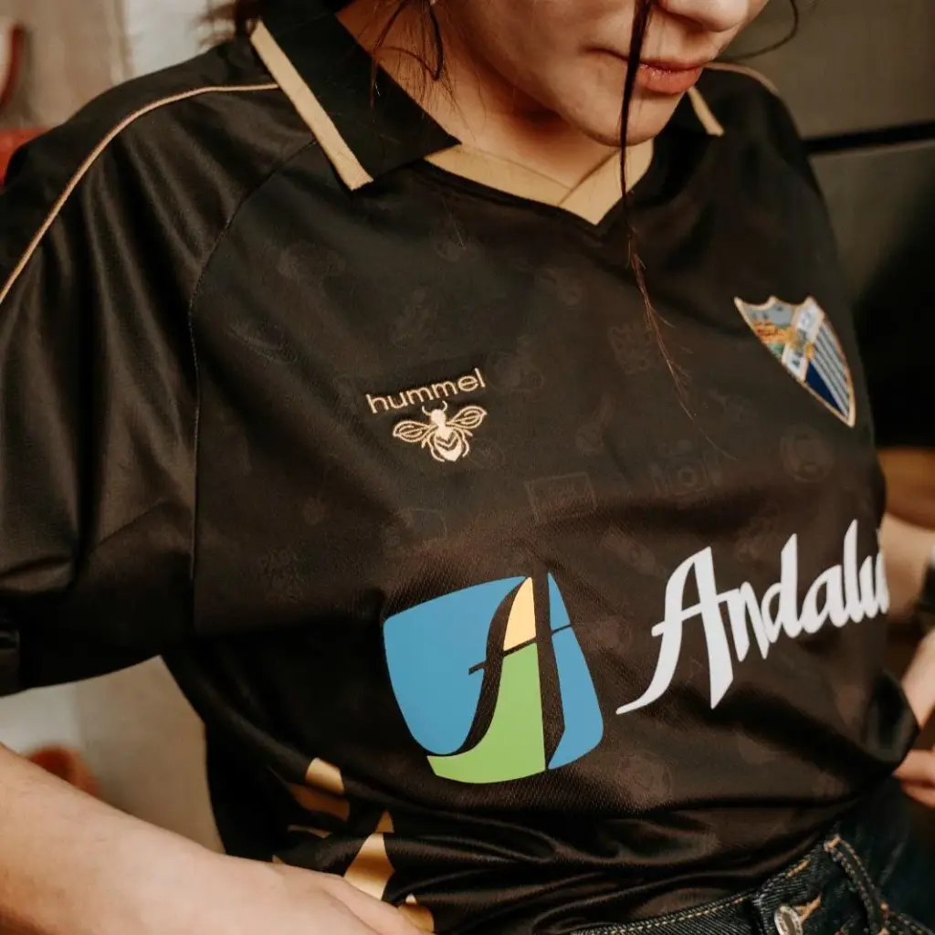 7 - NUEVA CAMISETA LEGADO DEL MÁLAGA CF