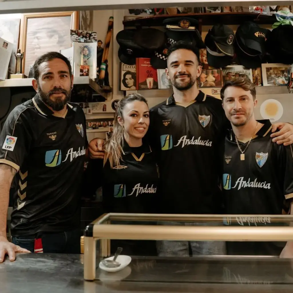 9 - NUEVA CAMISETA LEGADO DEL MÁLAGA CF