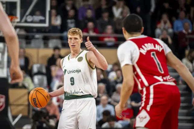 ALBERTO DÍAZ Y CHRIS DUARTE LAS MALAS NOTICIAS DE LA VICTORIA ANTE EL ELAN CHALON