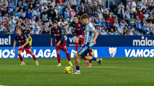Adrián Niño: "No era un examen para mi, sino un partido más para disfrutarlo"