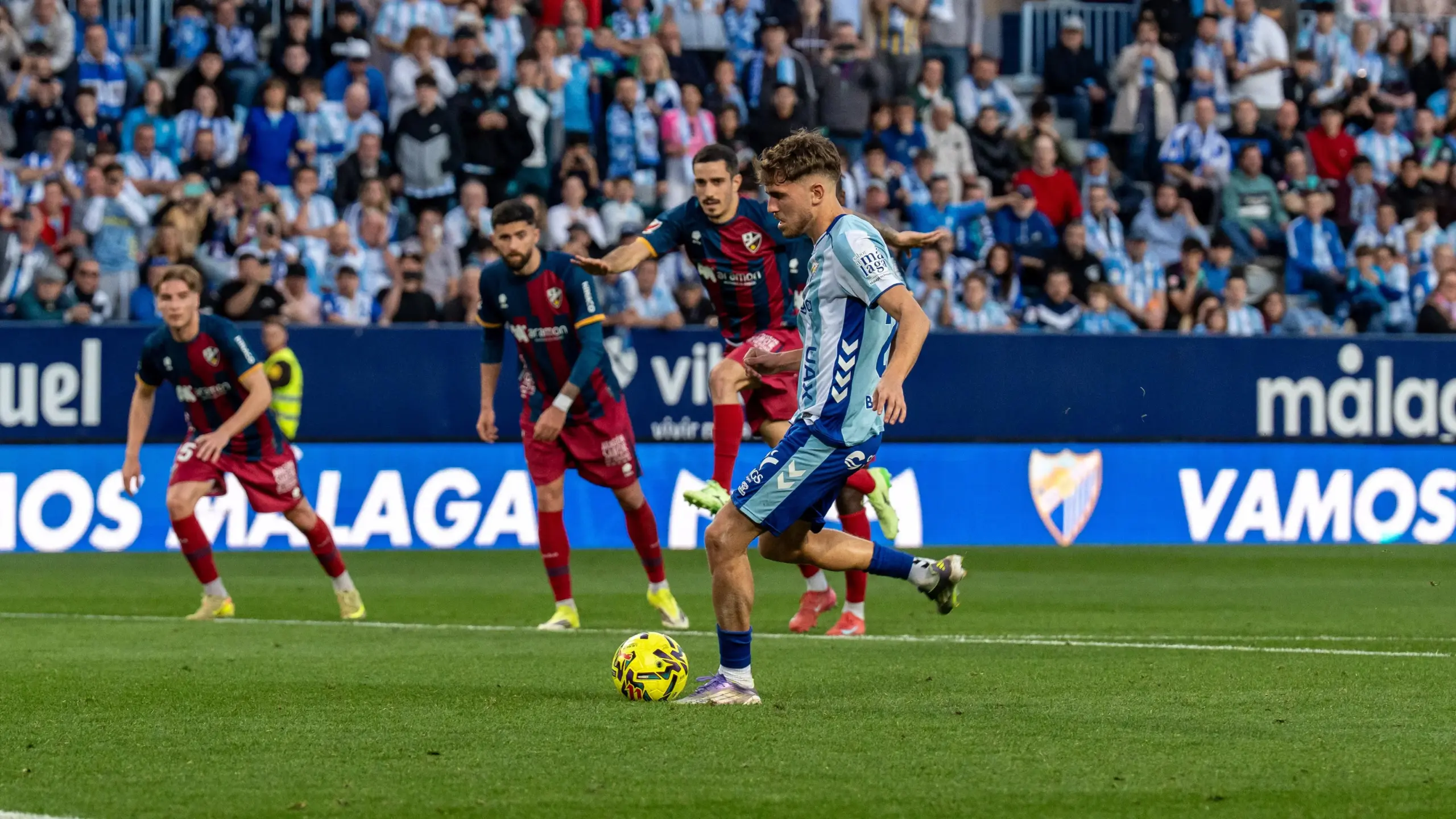 Radio Marca 10 Adrián Niño: "No era un examen para mi, sino un partido más para disfrutarlo"