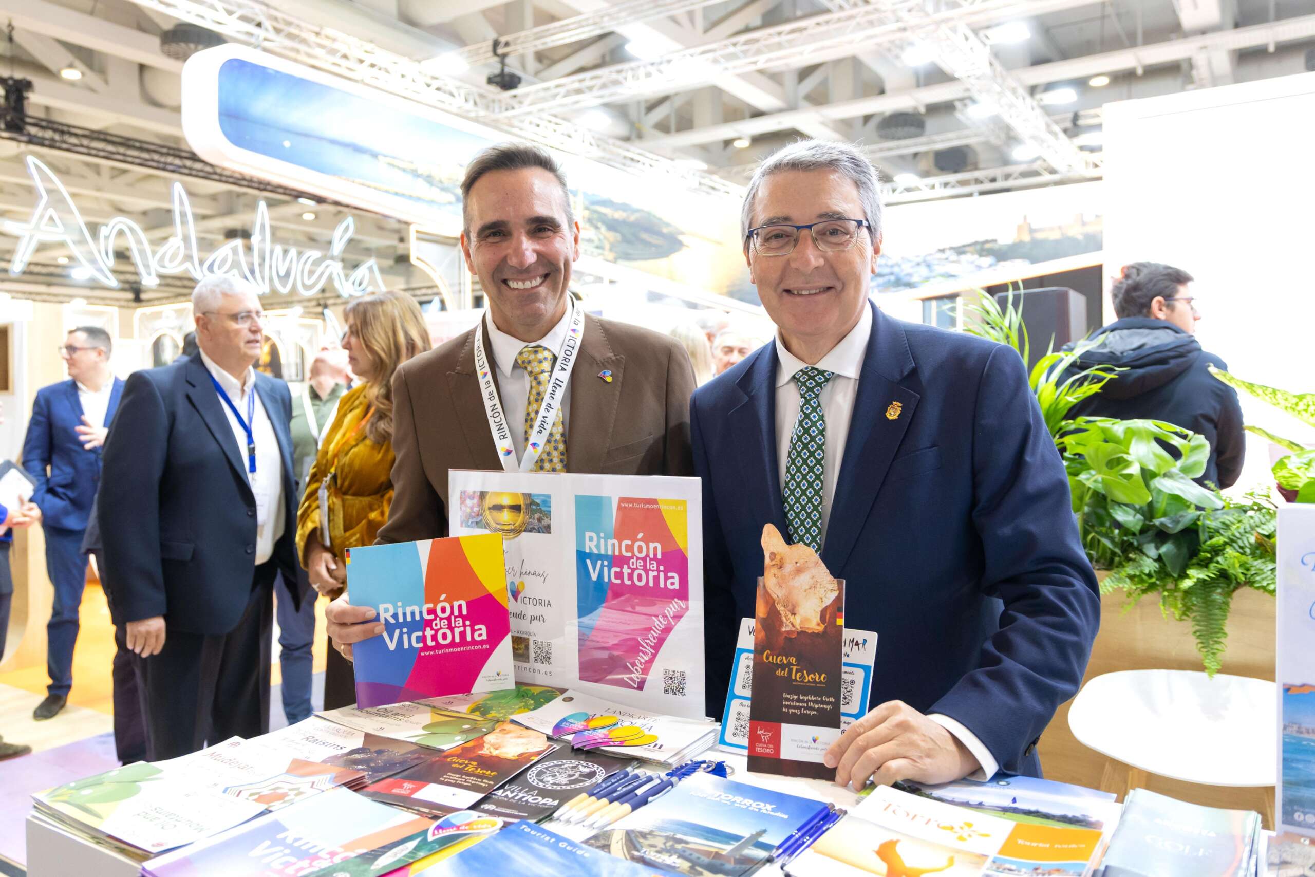 Alcalde y Concejal ITB 2026 scaled