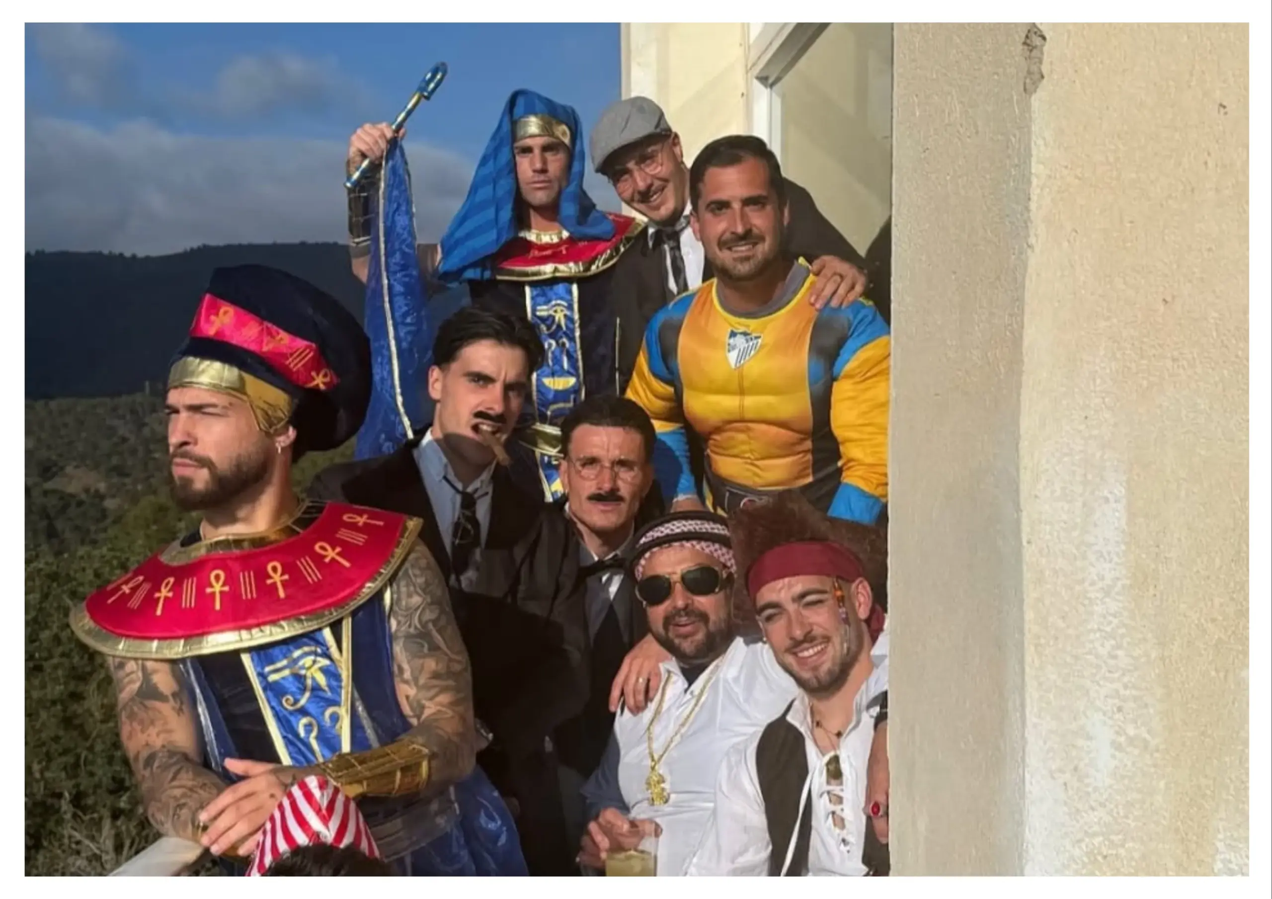 Radio Marca 3 DISFRACES KARAOKE Y FIESTA DE CONJURA DEL MÁLAGA CF