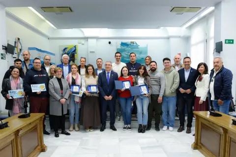 Radio Marca 36 Foto familia Ruta de la Cuchara.jpeg